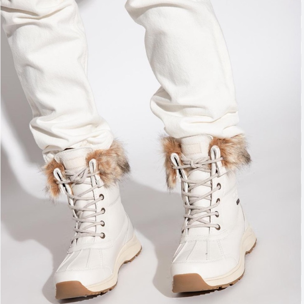 UGG Women's ADIRONDACK III Fluff Leather Winter Waterproof Boots White Size 6